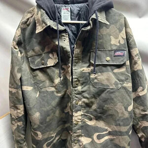 Men’s size large 42/44